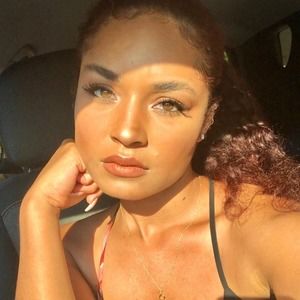 Meet your Posher, Andii